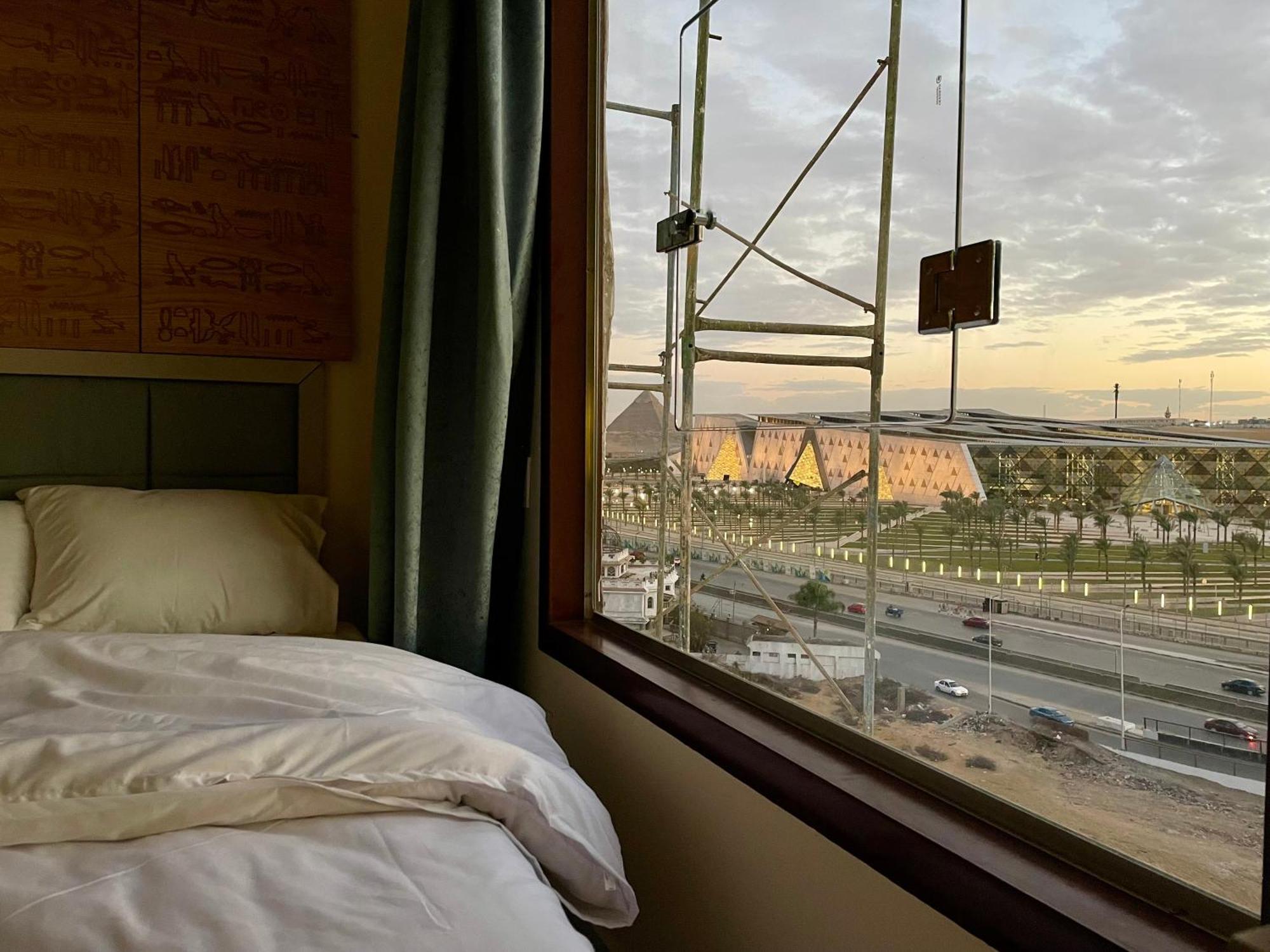 Pyramuse Inn Nazlet el Simman Екстер'єр фото