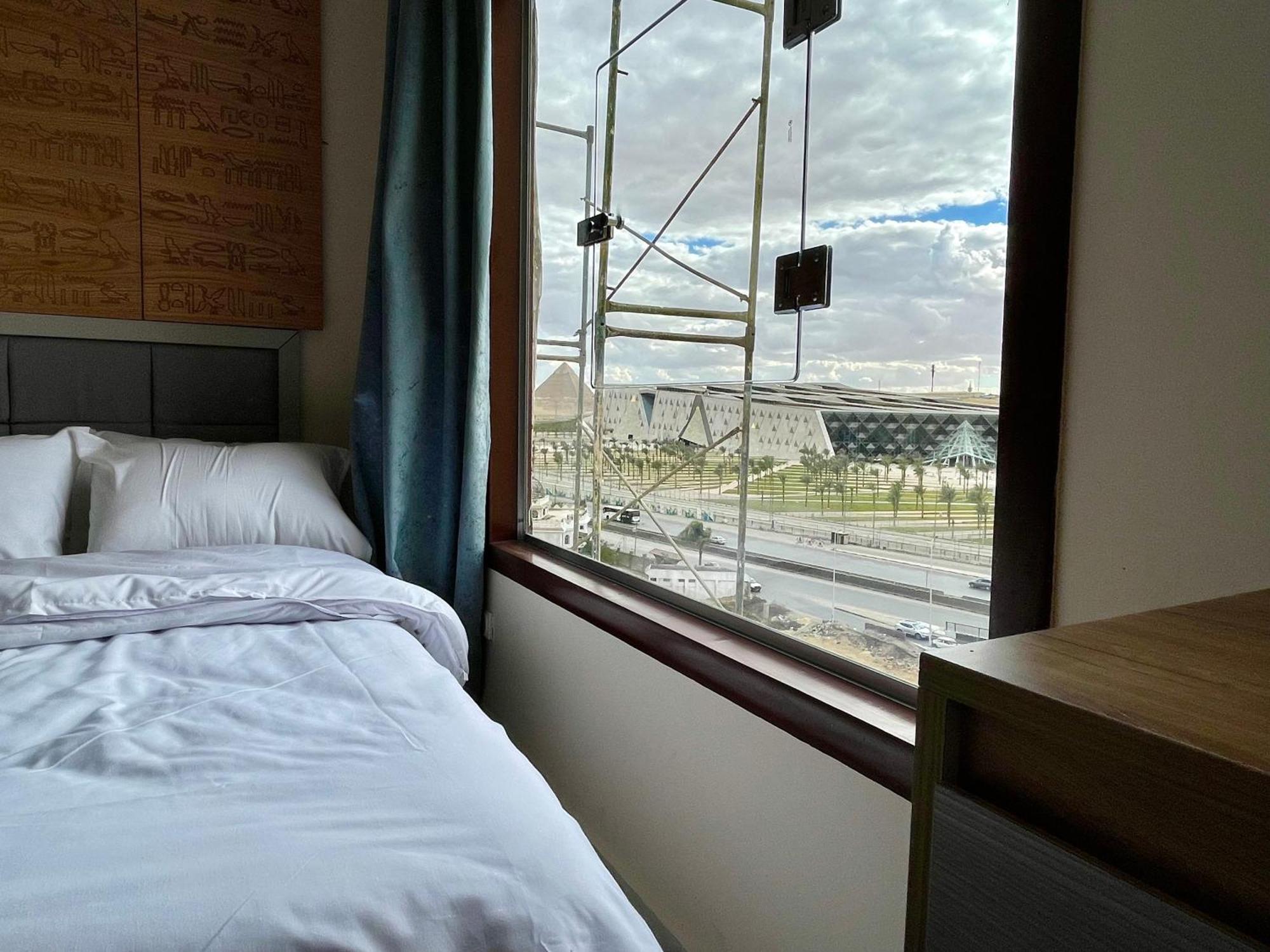 Pyramuse Inn Nazlet el Simman Екстер'єр фото