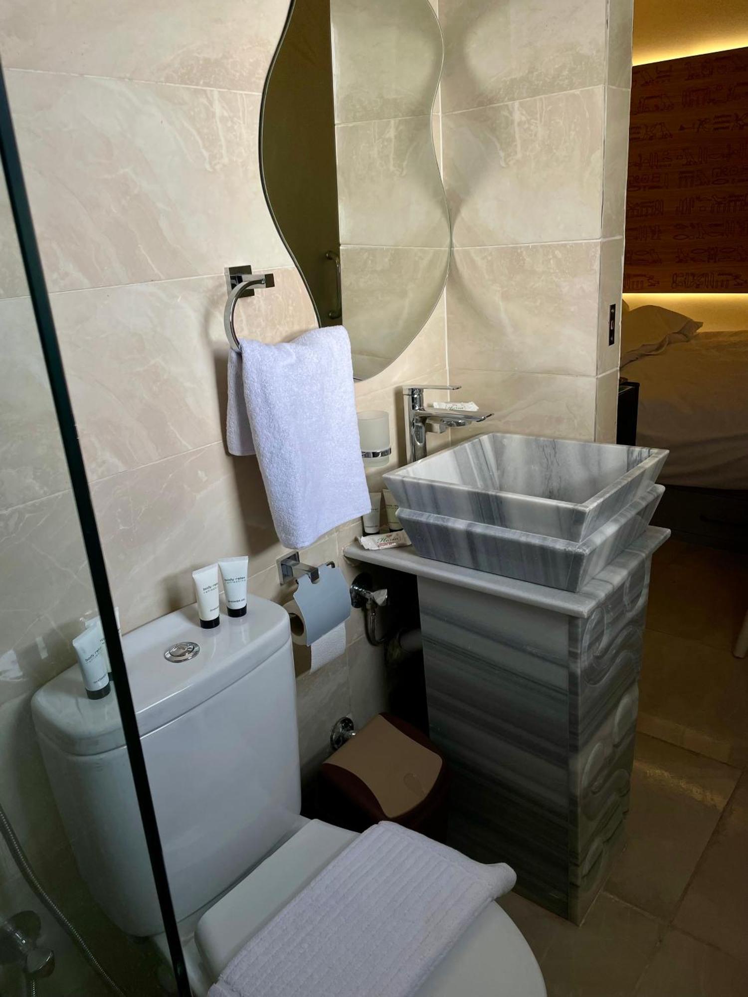Pyramuse Inn Nazlet el Simman Екстер'єр фото