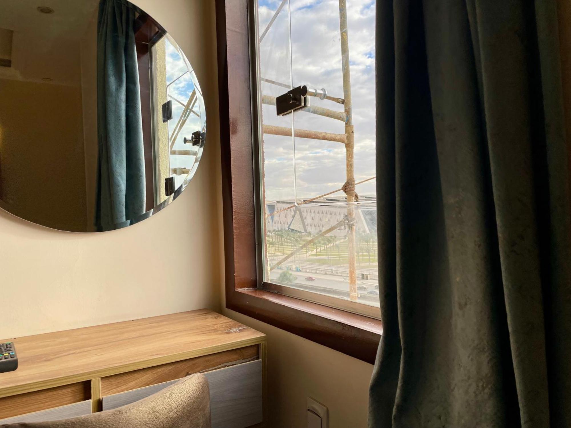 Pyramuse Inn Nazlet el Simman Екстер'єр фото